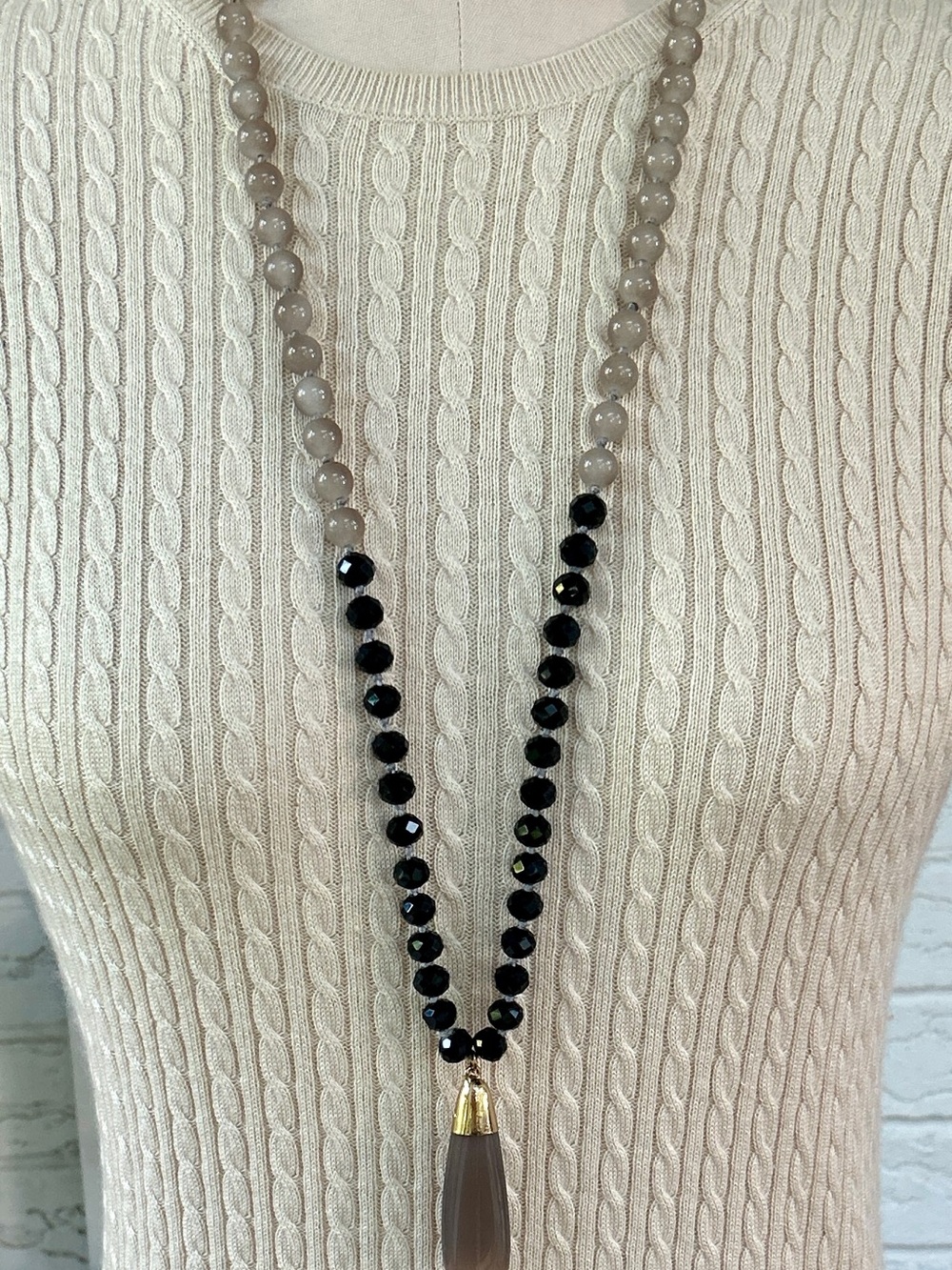 Two Tone Glass Bead Teardrop Necklace